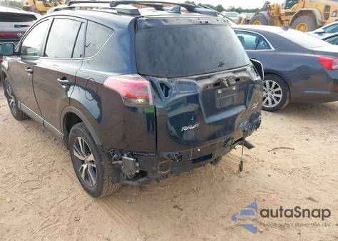 2018 Toyota Rav4 Xle из США, поврежденный, VIN JTMRFREV9JJ735876